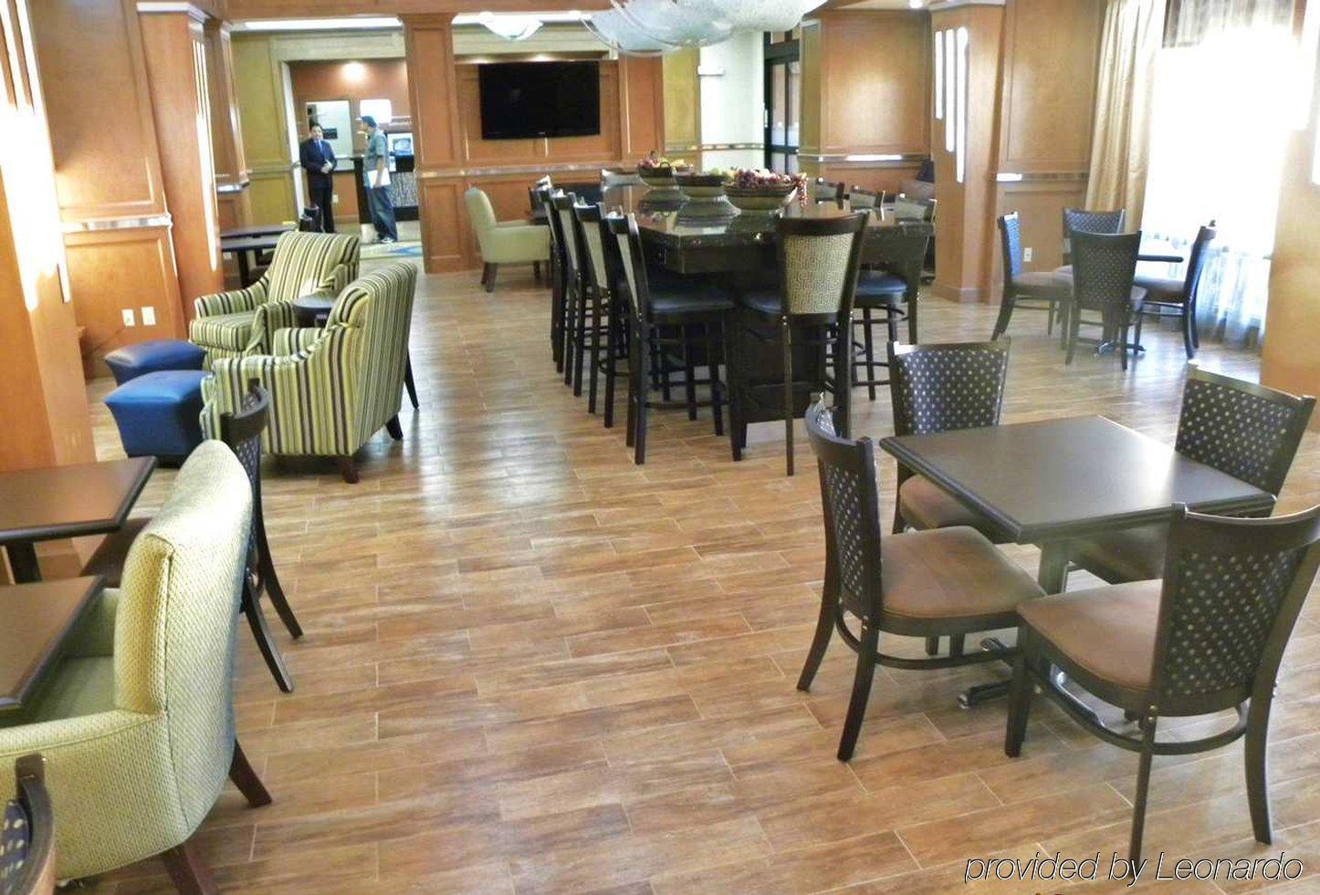 Hampton Inn & Suites Dallas I-30 Cockrell Hill, Tx Ресторант снимка