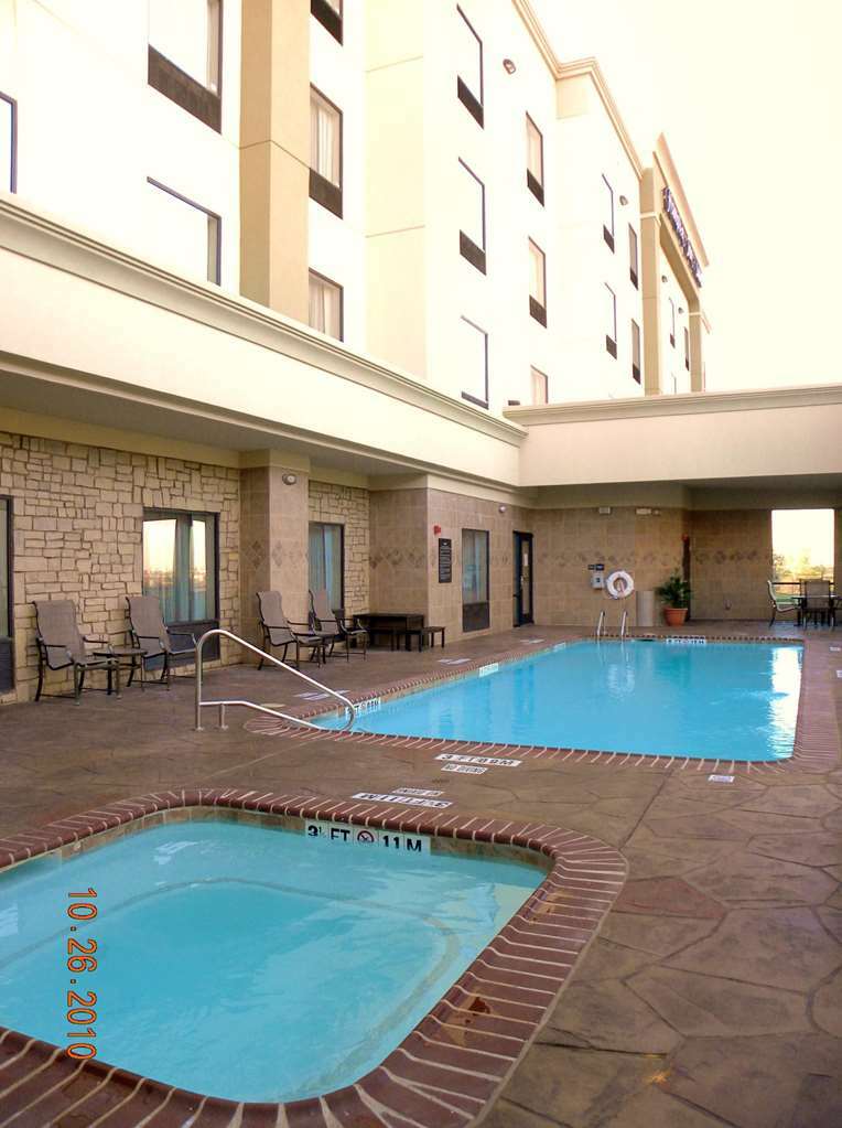 Hampton Inn & Suites Dallas I-30 Cockrell Hill, Tx Съоръжения снимка